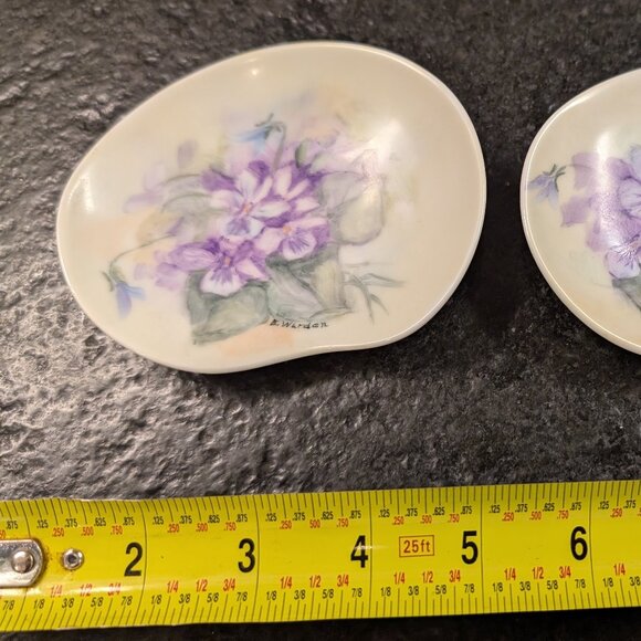 (2) Vintage Hand Painted Porcelain Jewelry Trinket Dish Floral 4 1/4" X 3 1/2" - Picture 9 of 10